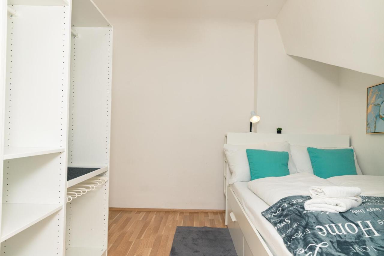 Milky Way Top Floor 2-Bedroom Apartment Air Condition Wien Eksteriør billede