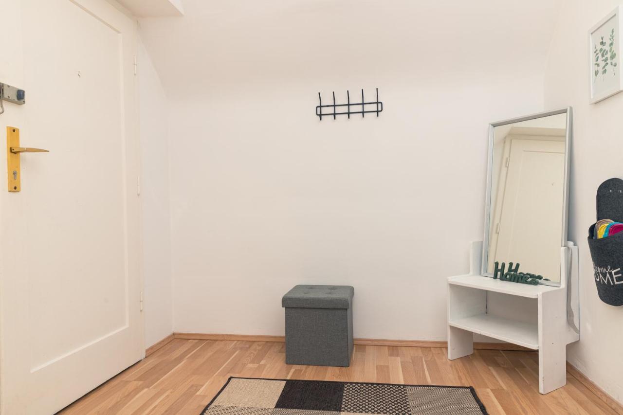 Milky Way Top Floor 2-Bedroom Apartment Air Condition Wien Eksteriør billede