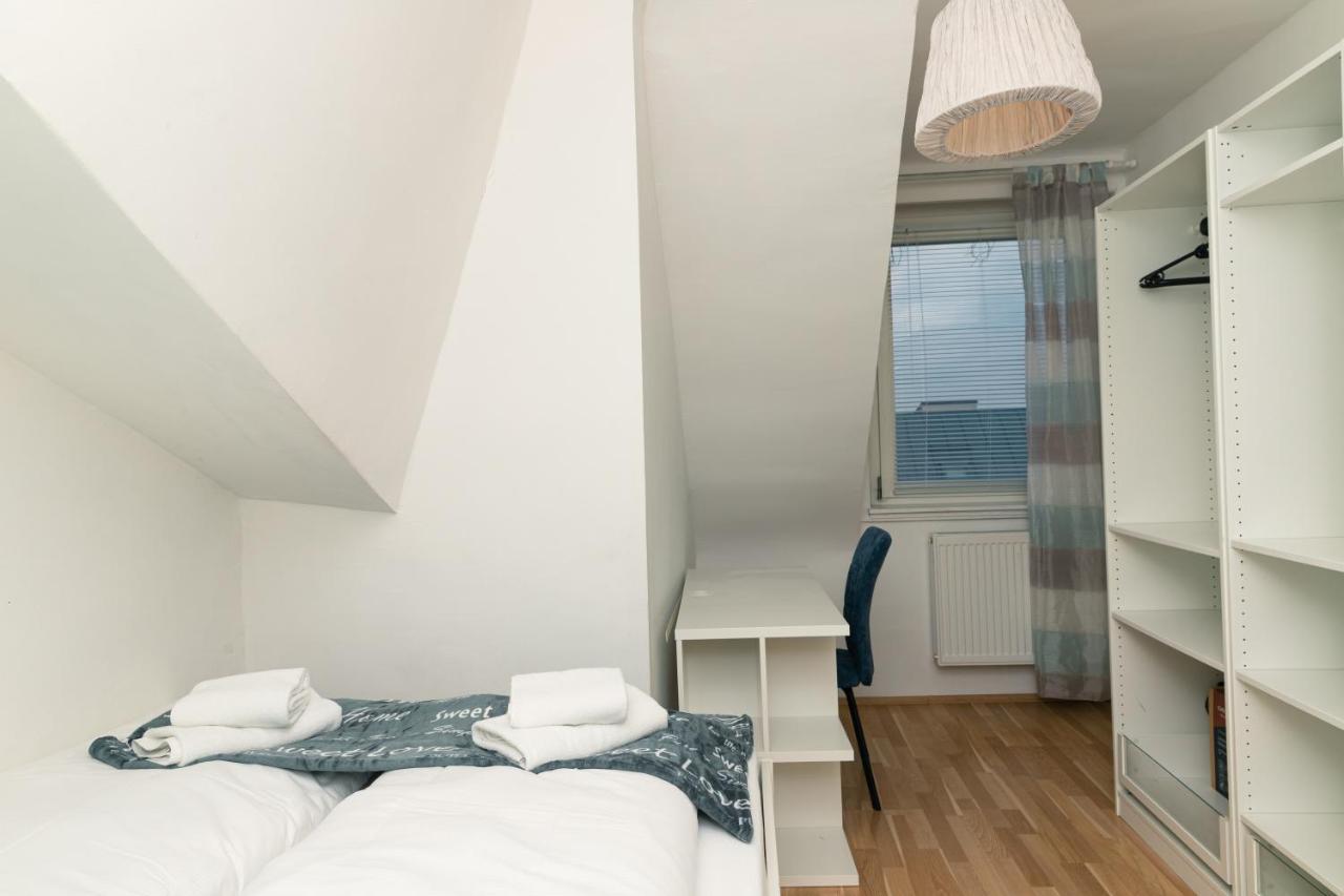 Milky Way Top Floor 2-Bedroom Apartment Air Condition Wien Eksteriør billede