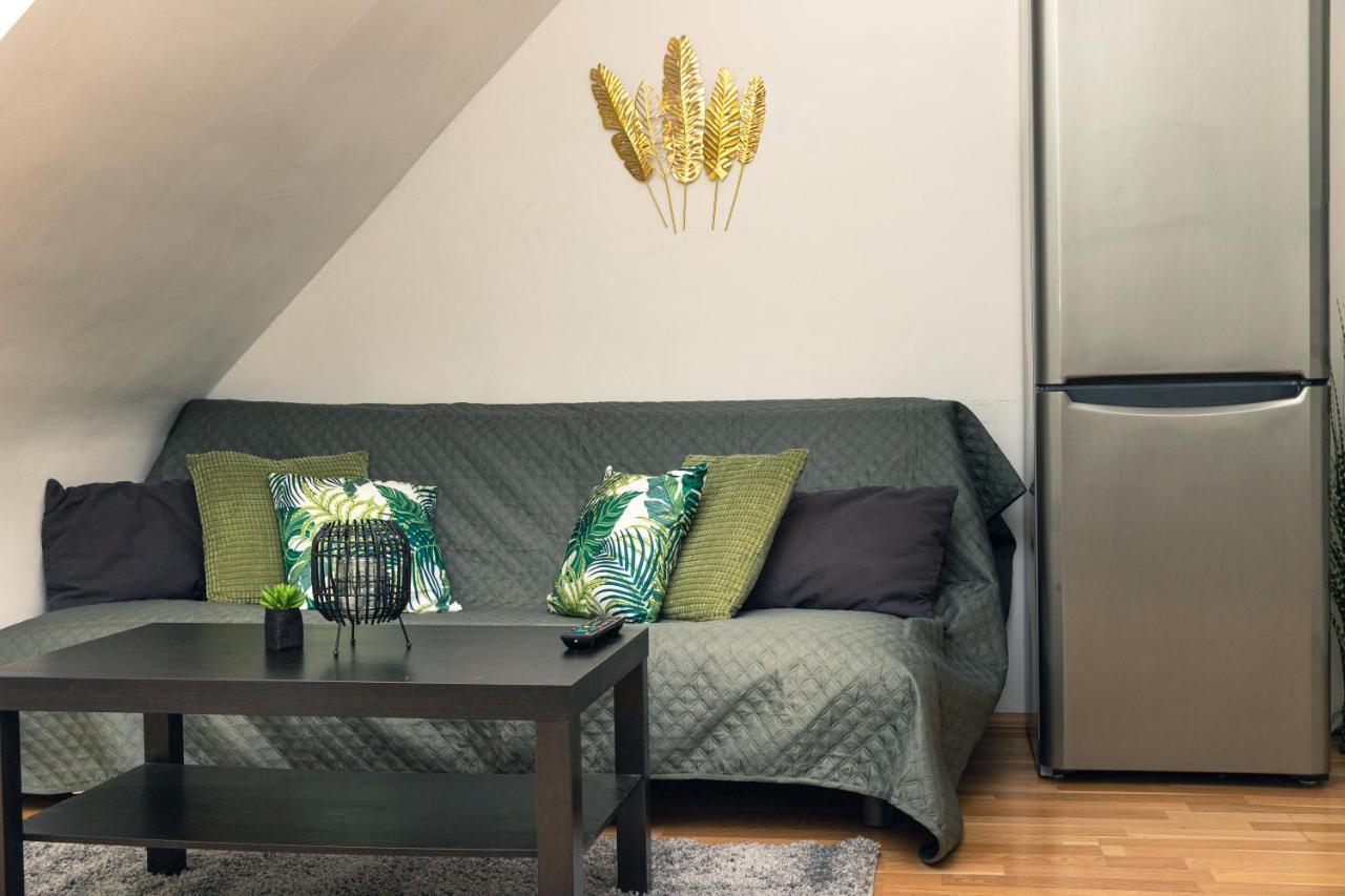 Milky Way Top Floor 2-Bedroom Apartment Air Condition Wien Eksteriør billede